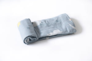 
            
                Load image into Gallery viewer, Goodnight Moon - Bamboo Cotton Muslin Blanket
            
        